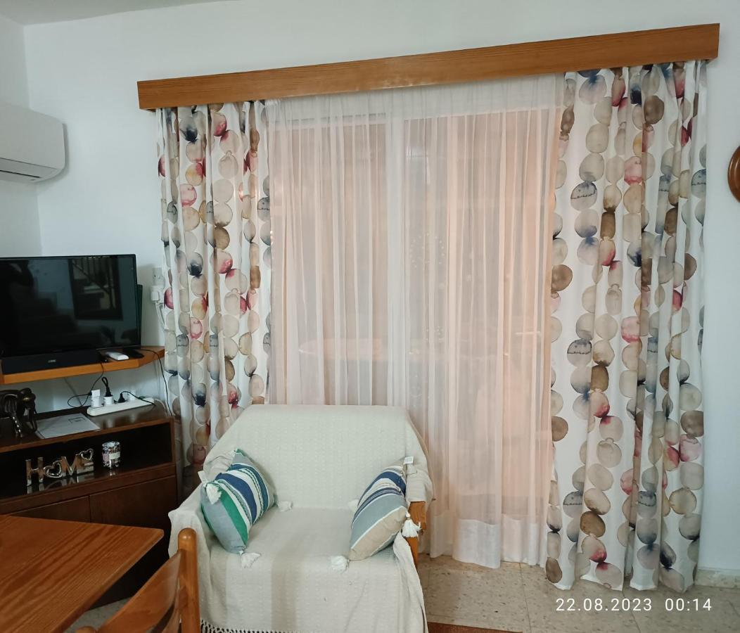 Ferienhaus_Familykrausz Perivólia Esterno foto